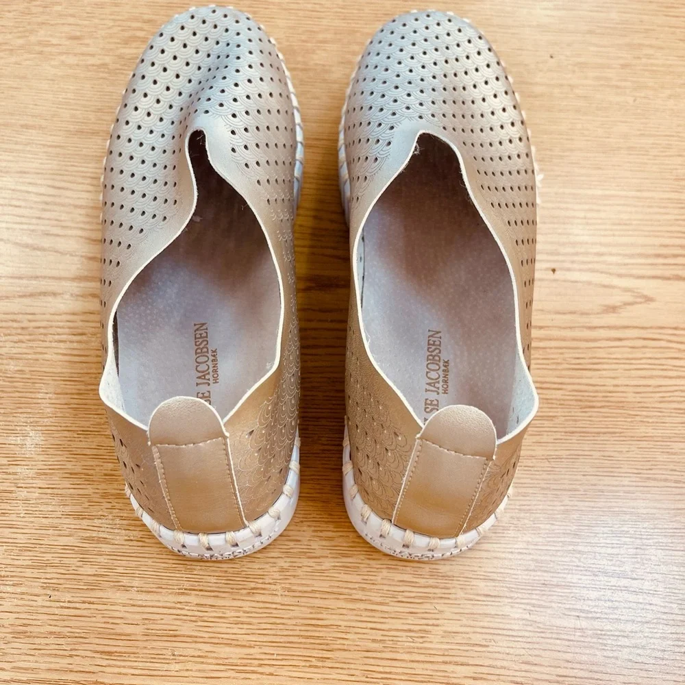 Ilse Jacobsen Gold Sneakers Breathable Slip-On platform bottom - Picture 2 of 6